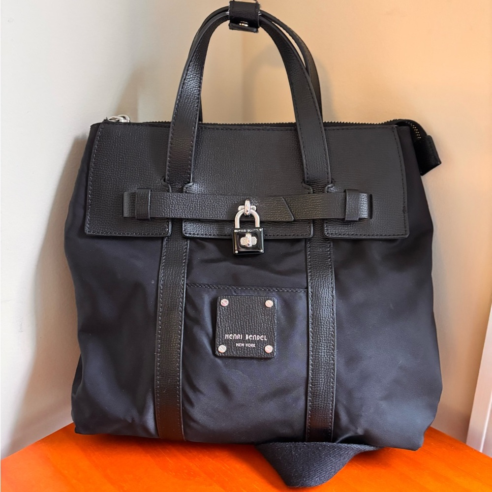 Henri Bendel black JetSetter 3 way convertible backpack. Good condition!